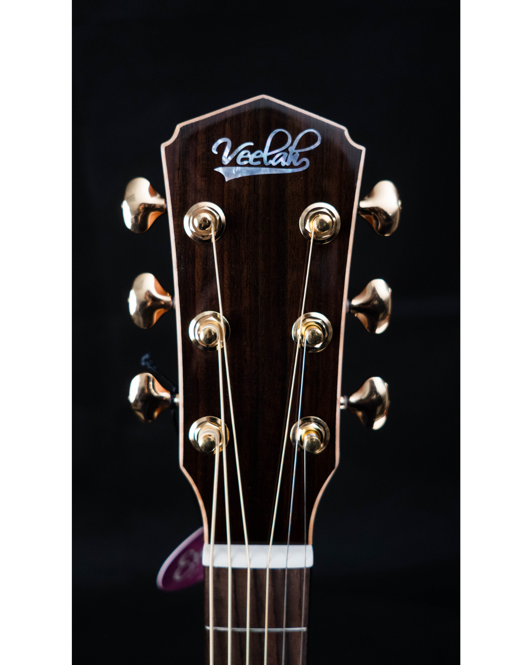 VEELAH V8 SERIES GUITAR - ALL SOLID ACOUSTIC GA WITH CUTAWAY, SOLID TOP, BACK & SIDES, SITKA SPRUCE W/ VEELAH LUXURY PADDED GIG BAG